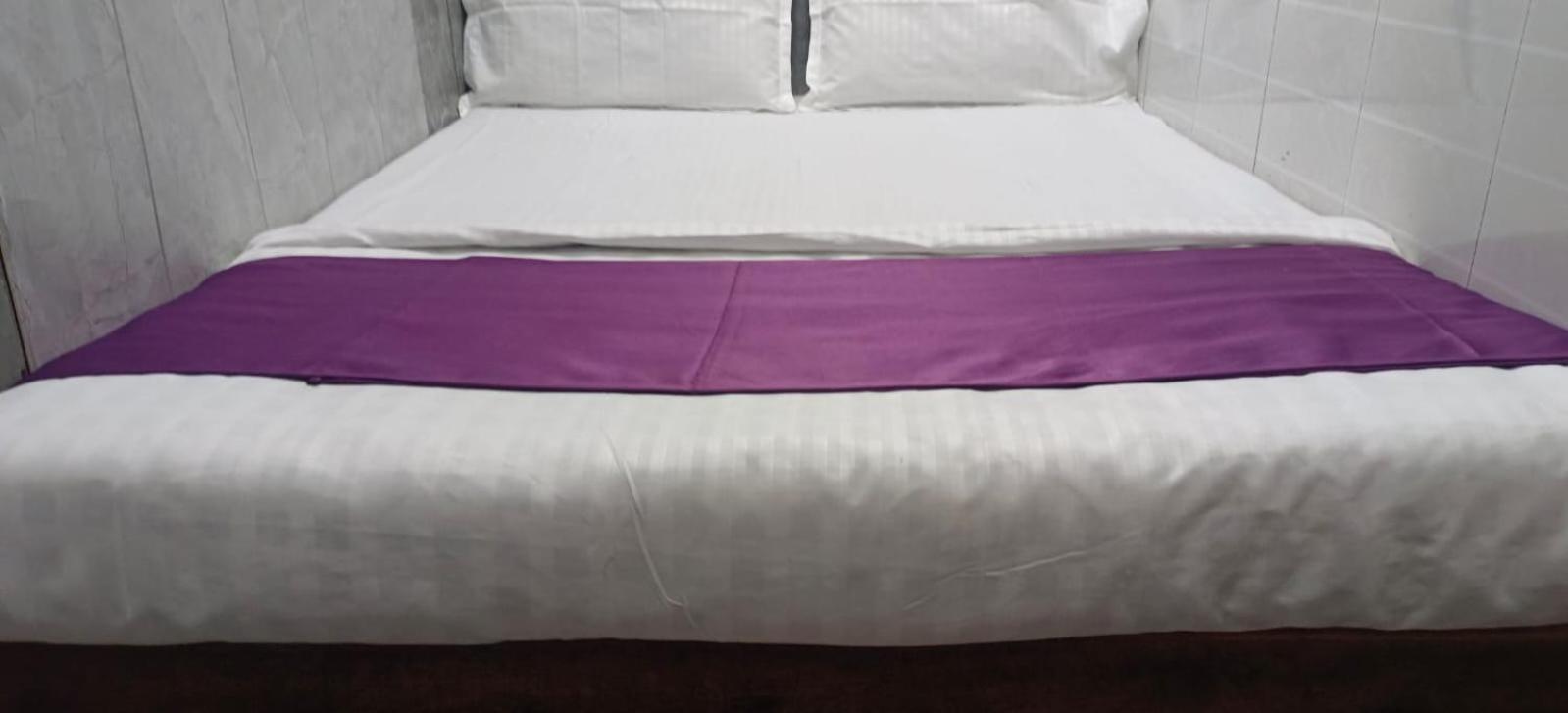 Amaan Hotel Mumbai Dış mekan fotoğraf