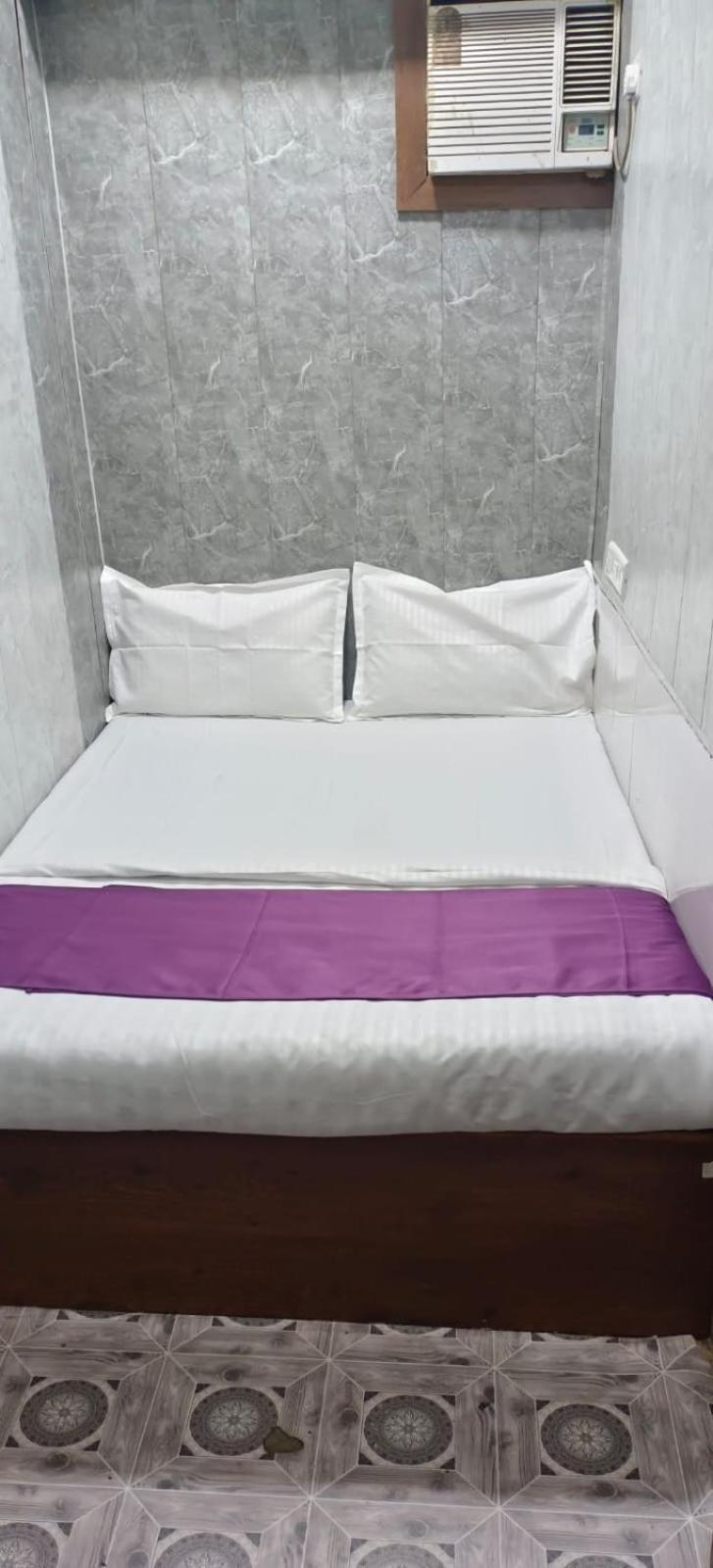 Amaan Hotel Mumbai Dış mekan fotoğraf